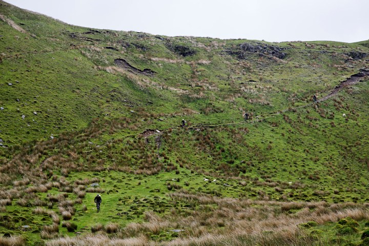 Med guide udenfor reservatet Afan